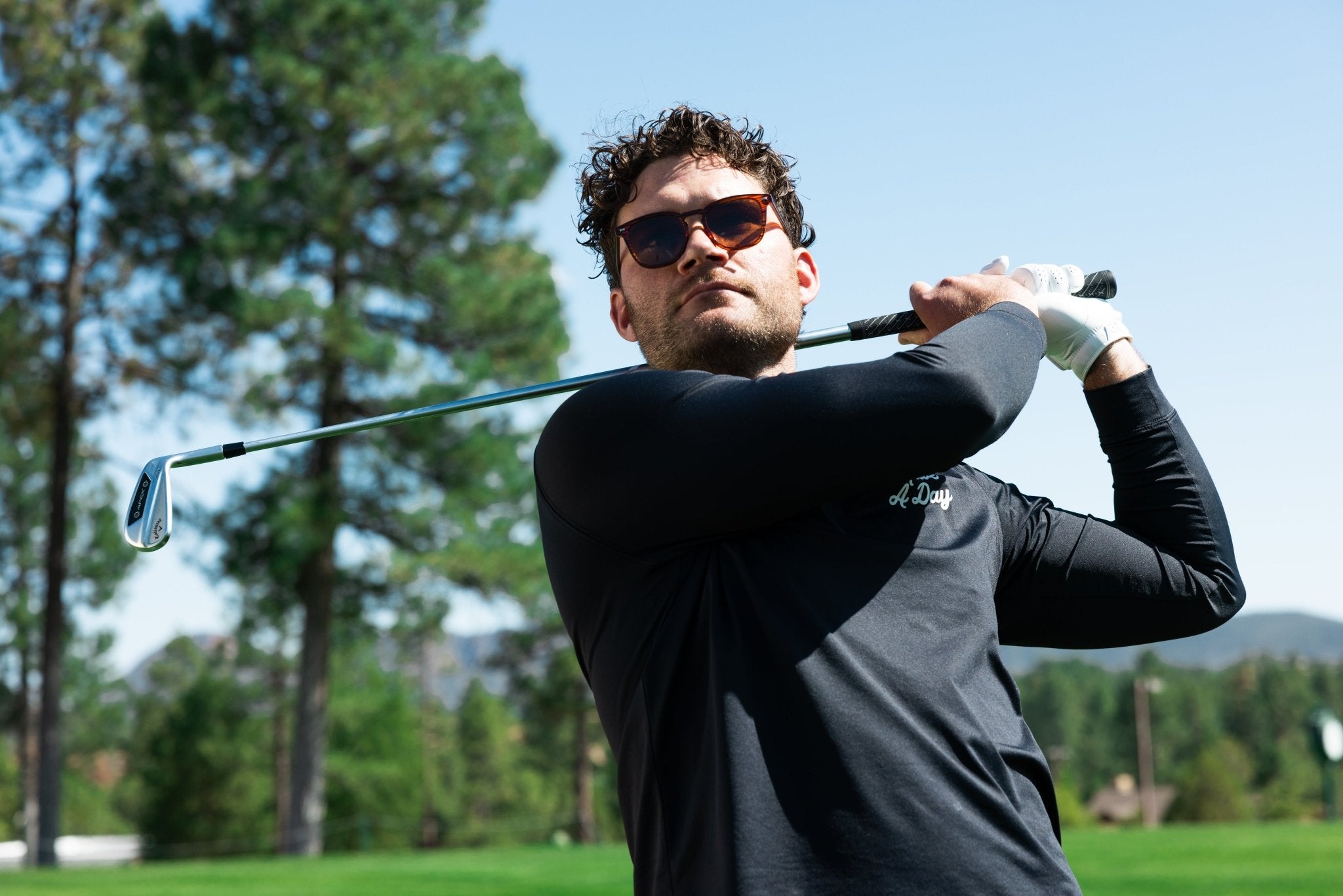 Range Long Sleeve Black | Breezy Golf | Performance Golf Apparel