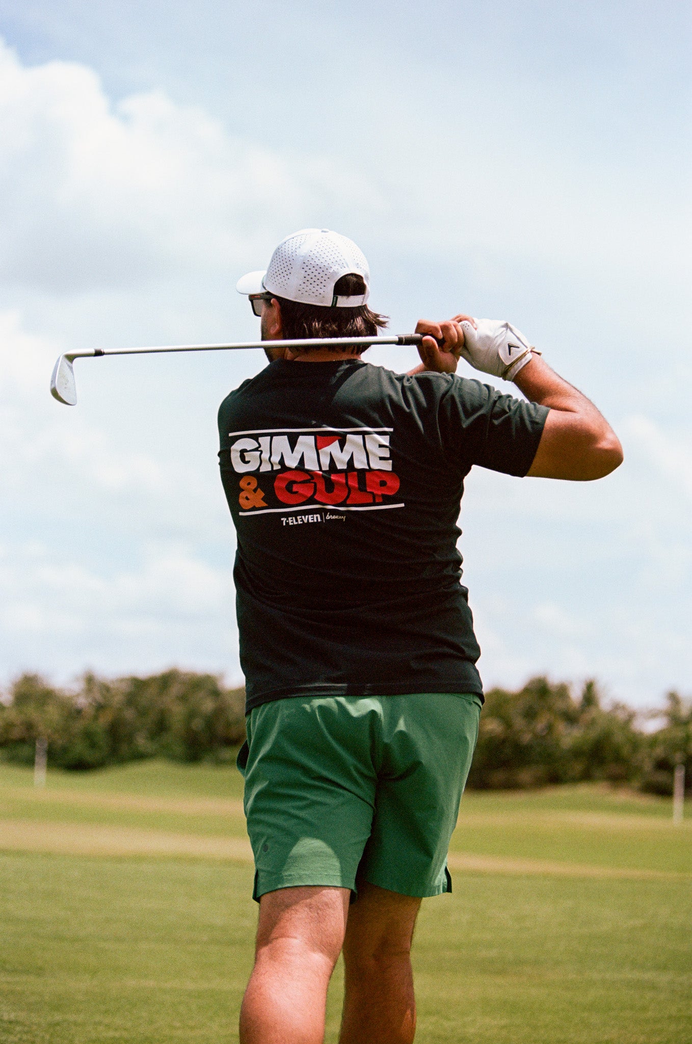 7-Eleven x Breezy Gimme & Gulp Tee | Breezy Golf | Performance Golf Apparel