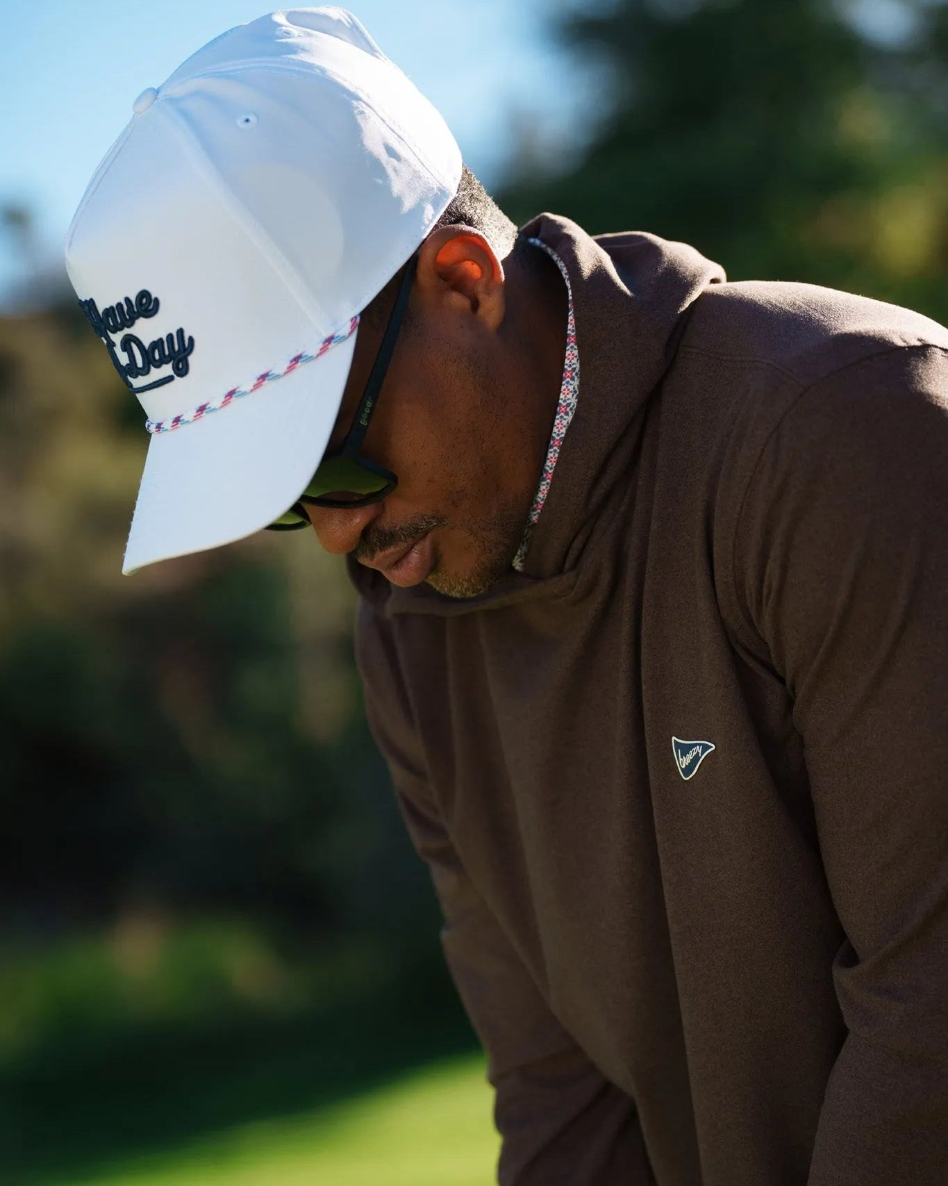 The Gimme Hoodie Espresso - Breezy Golf