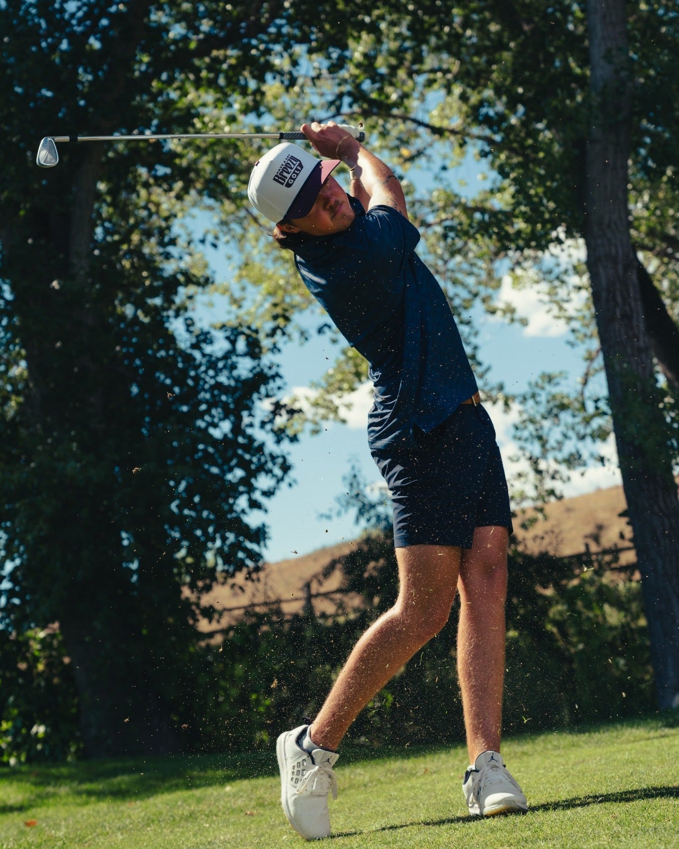 The Athletic Chevron Polo Navy - Breezy Golf